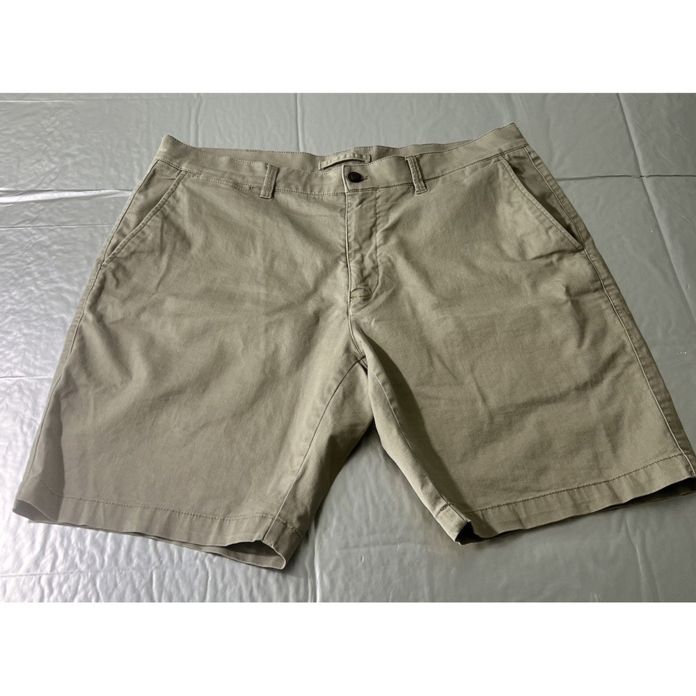 Duck Head Shorts Men's  36 / 7" Inseam Camp Canvas Khaki Casual Classic Shorts